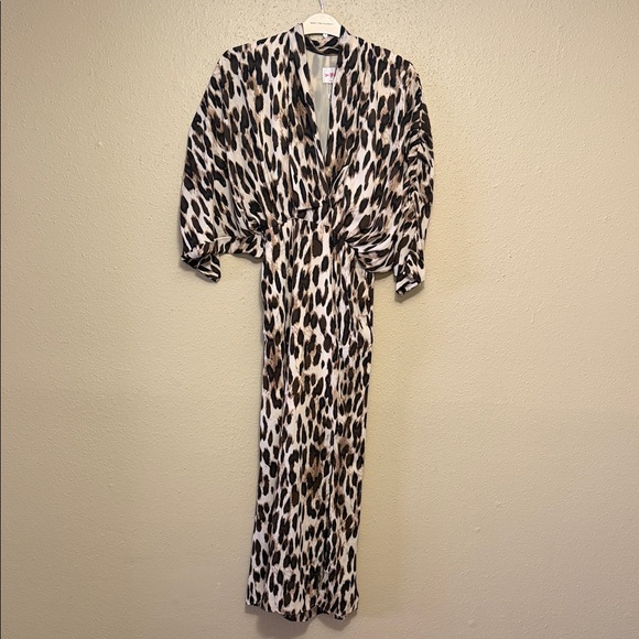 Love Dresses & Skirts - Buddy Love Leopard Print Maxi Dress XS Flowy Kimono Sleeve Side Slit